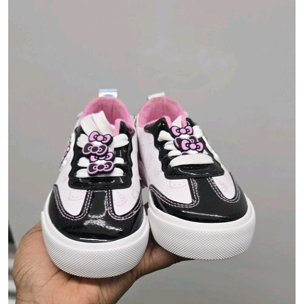 Hello Kitty Girl's Lace Up Low Top Sneakers Pink Sizes 11 New - Picture 5 of 7